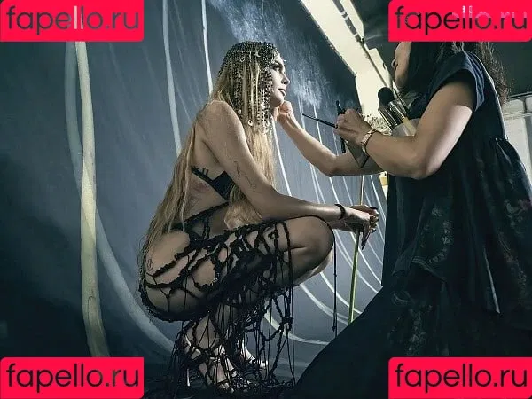 Cara Delevingne / caradelevingne Onlyfans Photo Gallery 