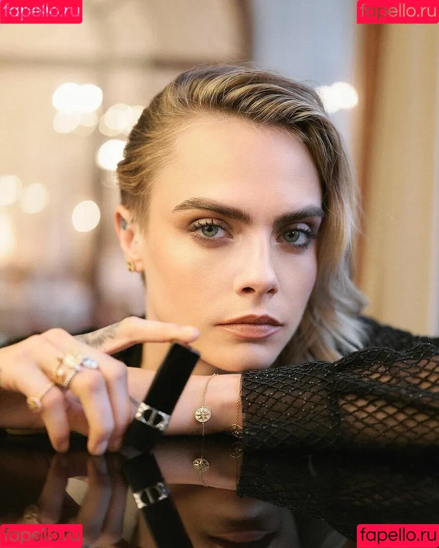 Cara Delevingne / caradelevingne Onlyfans Photo Gallery 