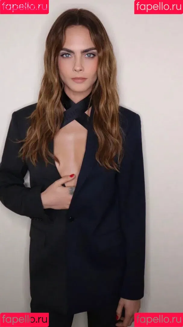 Cara Delevingne / caradelevingne Onlyfans Photo Gallery 