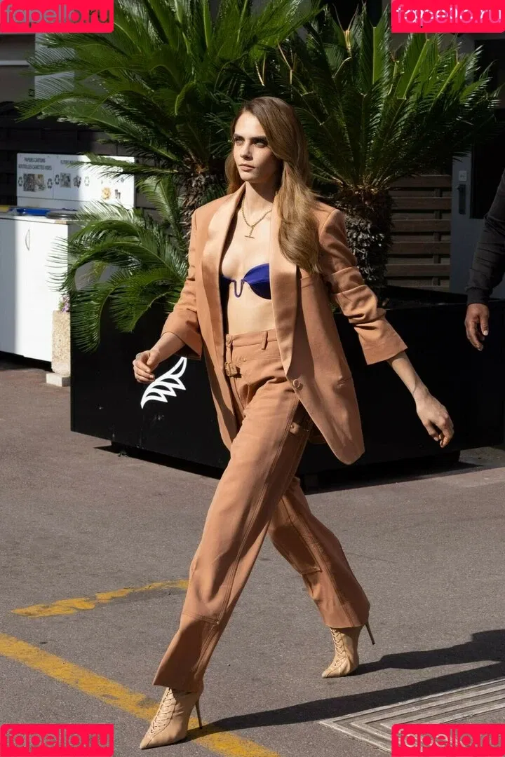 Cara Delevingne / caradelevingne Onlyfans Photo Gallery 