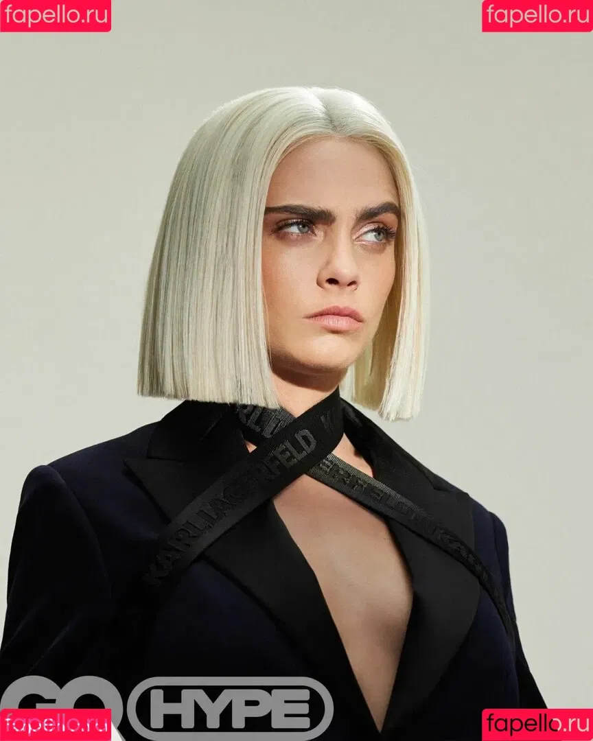 Cara Delevingne / caradelevingne Onlyfans Photo Gallery 