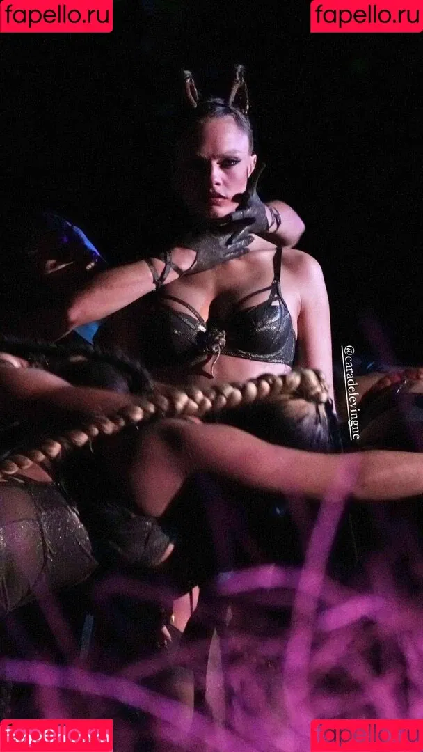 Cara Delevingne / caradelevingne Onlyfans Photo Gallery 