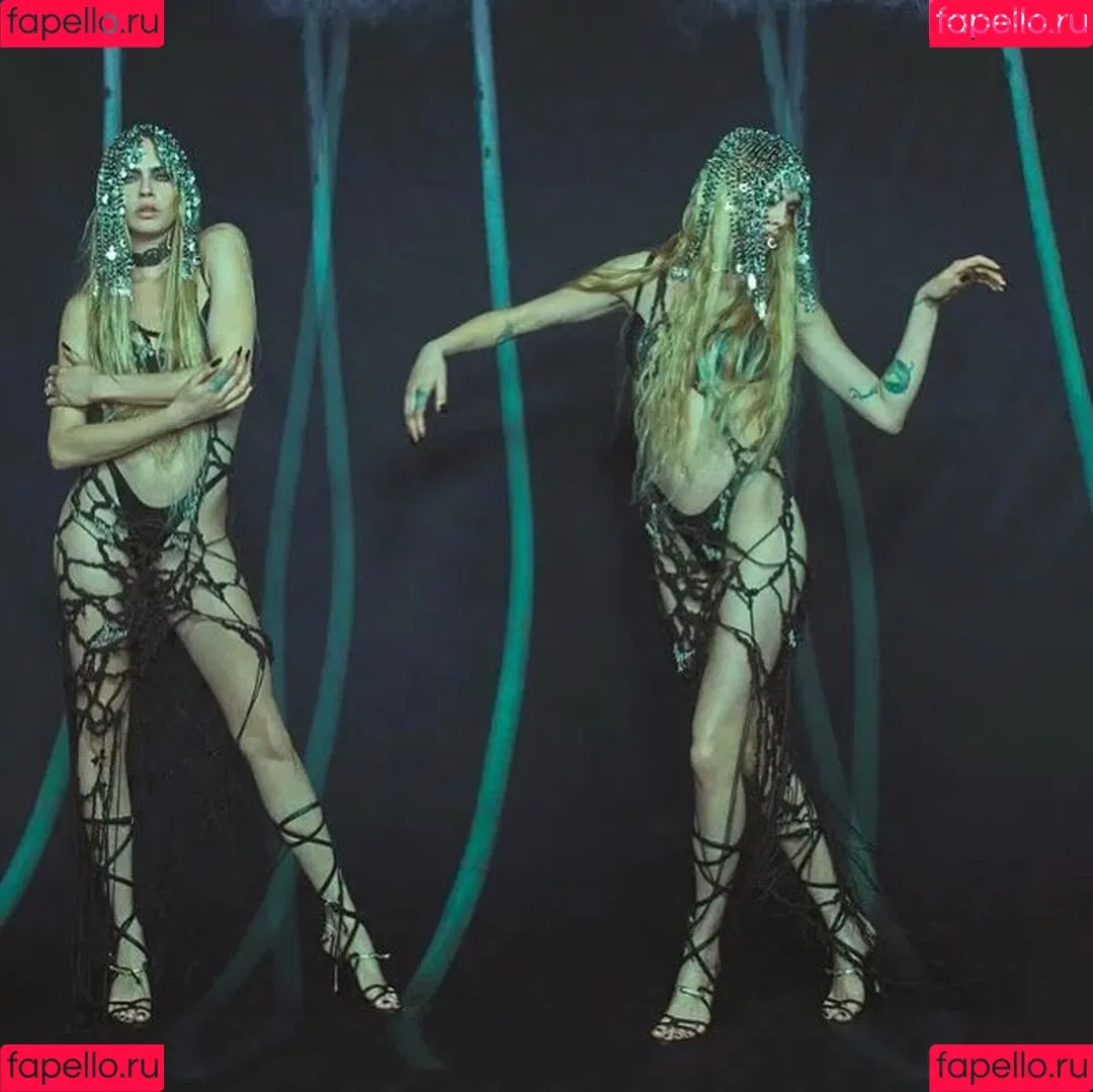 Cara Delevingne / caradelevingne Onlyfans Photo Gallery 