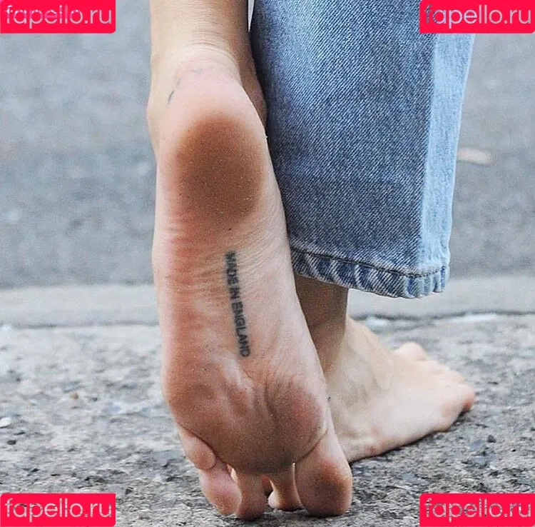 Cara Delevingne / caradelevingne Onlyfans Photo Gallery 