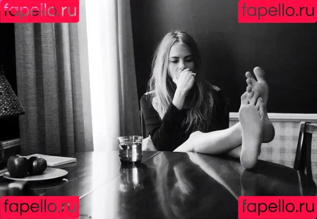 Cara Delevingne / caradelevingne Onlyfans Photo Gallery 