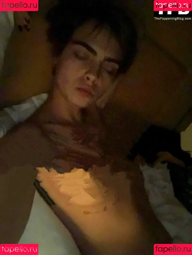 Cara Delevingne / caradelevingne Onlyfans Photo Gallery 