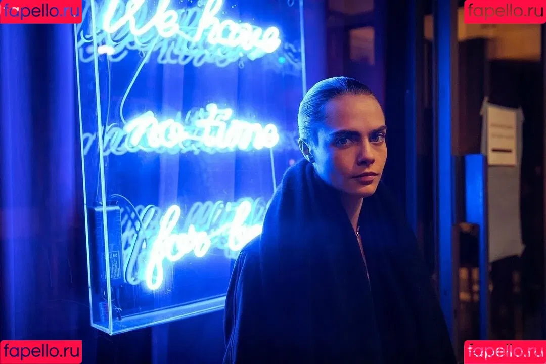 Cara Delevingne / caradelevingne Onlyfans Photo Gallery 