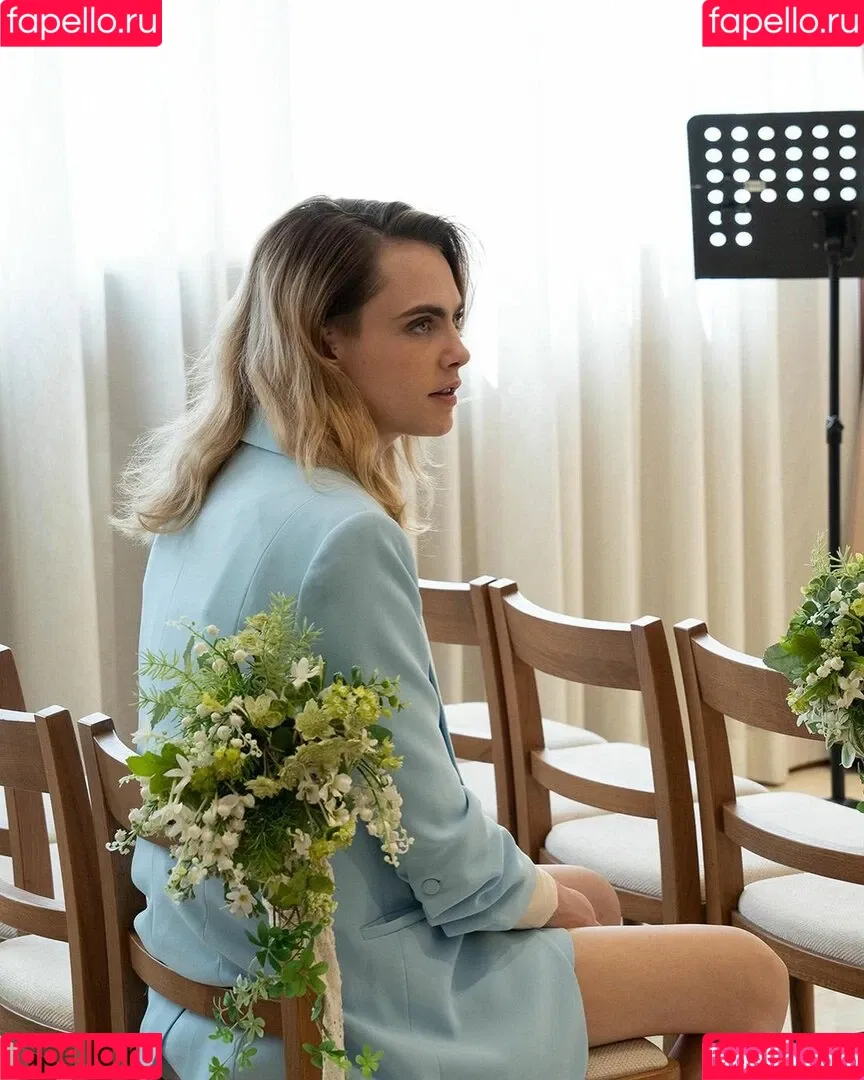 Cara Delevingne / caradelevingne Onlyfans Photo Gallery 