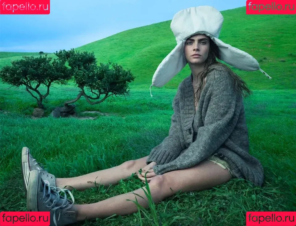 Cara Delevingne / caradelevingne Onlyfans Photo Gallery 