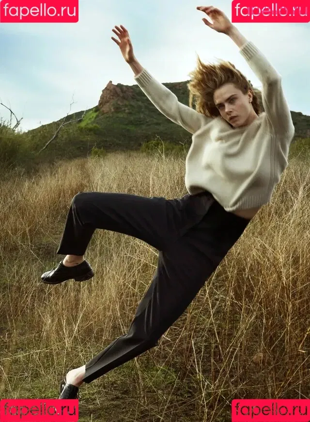 Cara Delevingne / caradelevingne Onlyfans Photo Gallery 