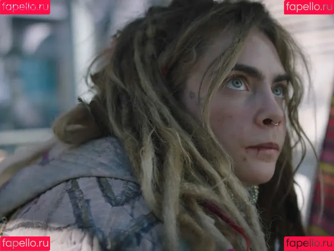 Cara Delevingne / caradelevingne Onlyfans Photo Gallery 