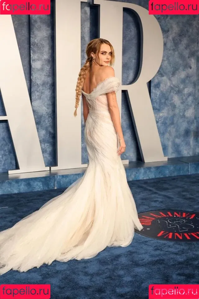 Cara Delevingne / caradelevingne Onlyfans Photo Gallery 