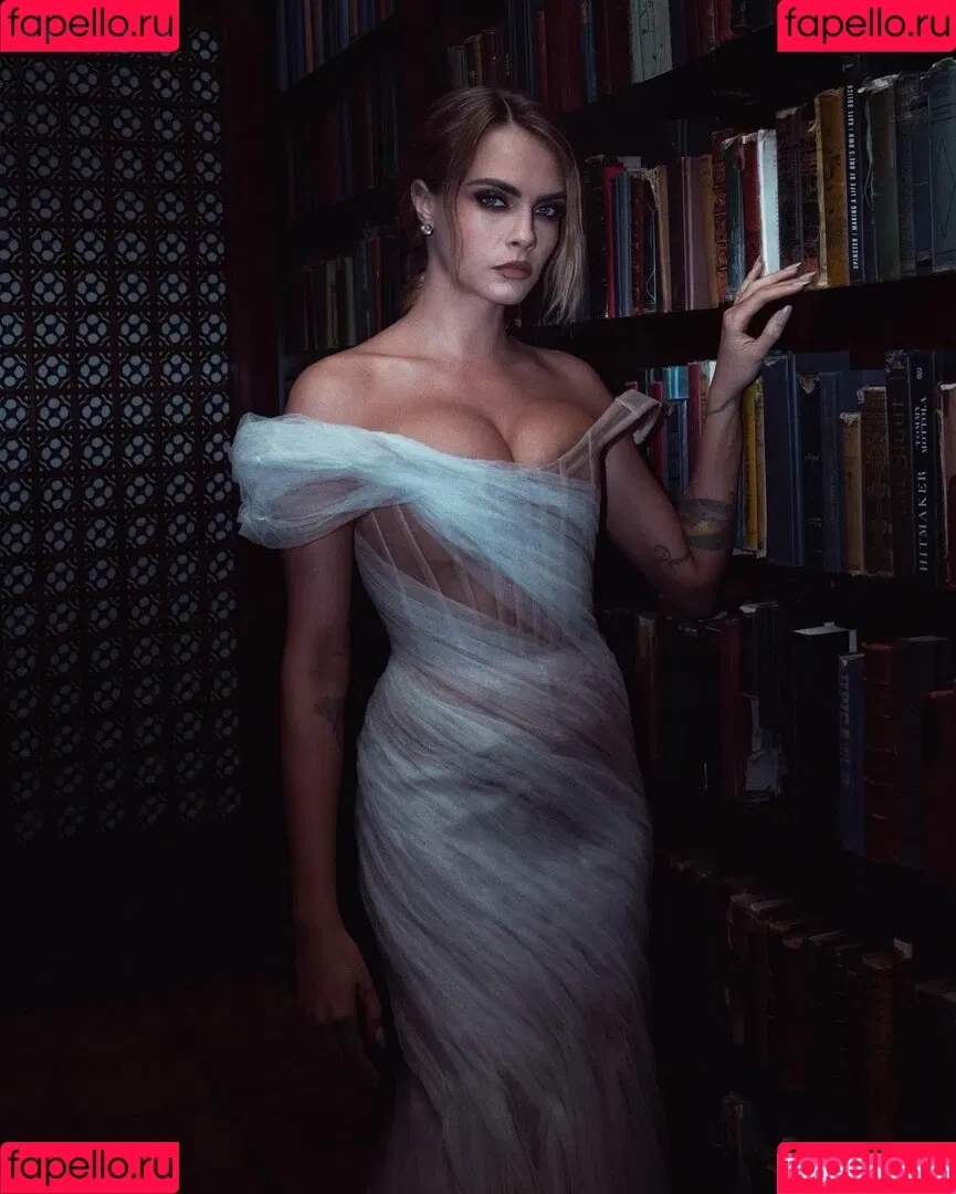 Cara Delevingne / caradelevingne Onlyfans Photo Gallery 