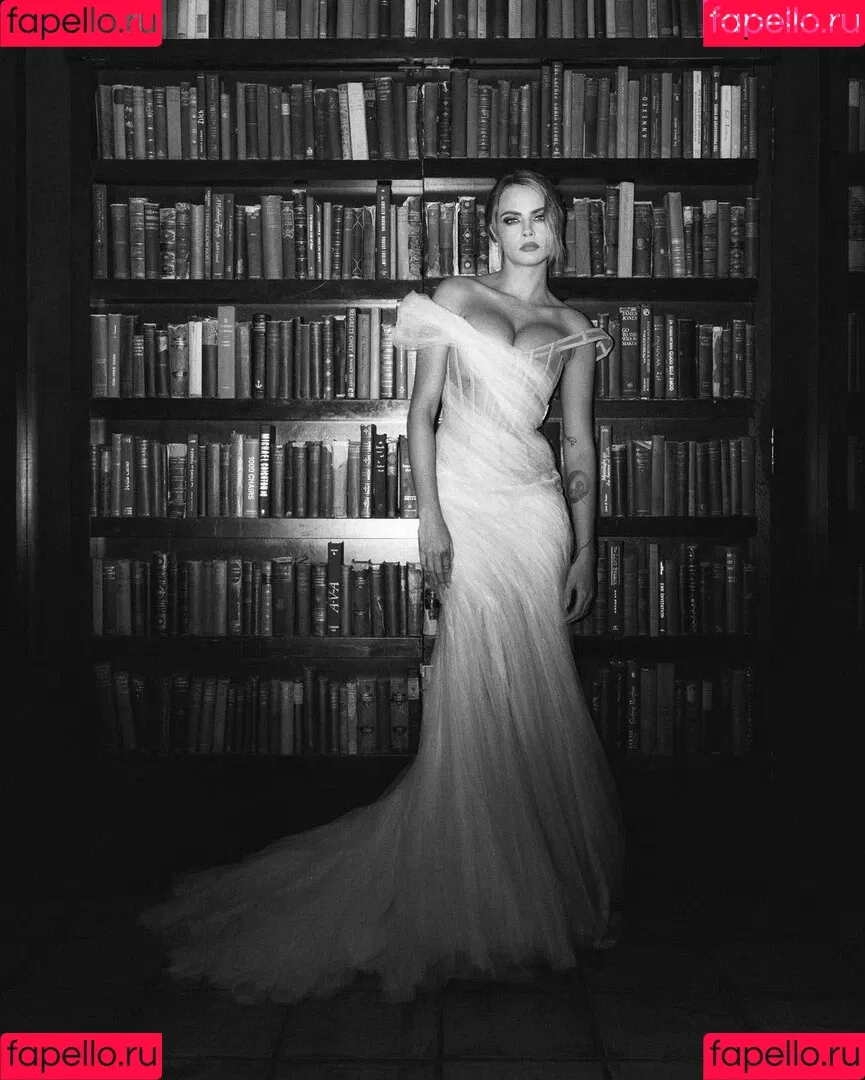 Cara Delevingne / caradelevingne Onlyfans Photo Gallery 