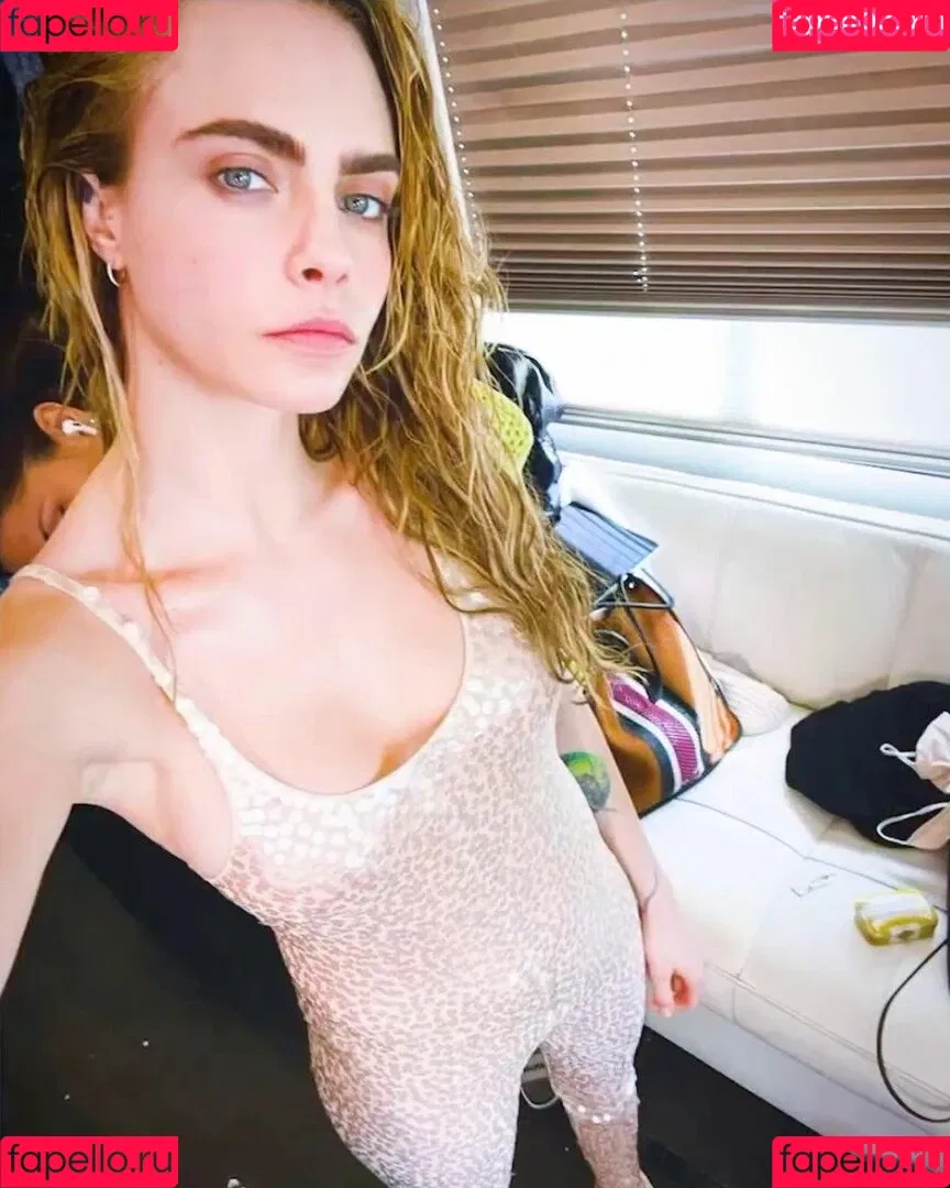 Cara Delevingne / caradelevingne Onlyfans Photo Gallery 