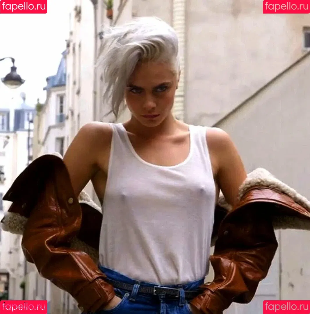 Cara Delevingne / caradelevingne Onlyfans Photo Gallery 