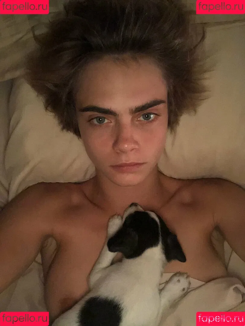 Cara Delevingne / caradelevingne Onlyfans Photo Gallery 