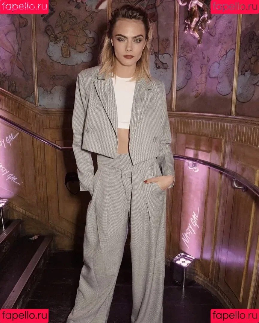 Cara Delevingne / caradelevingne Onlyfans Photo Gallery 