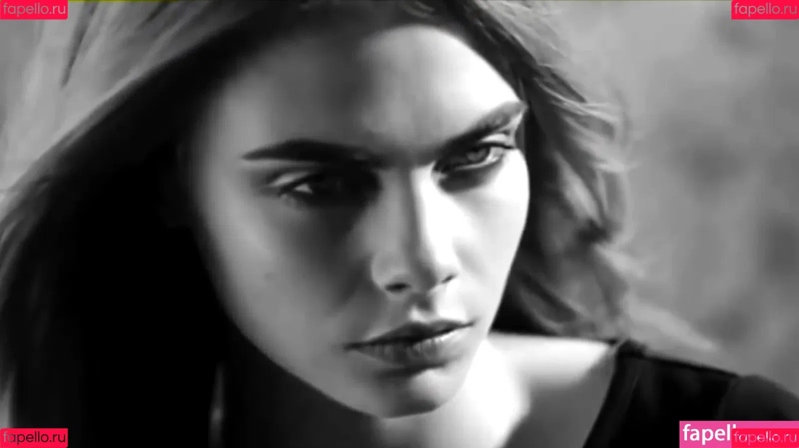 Cara Delevingne / caradelevingne Onlyfans Photo Gallery 