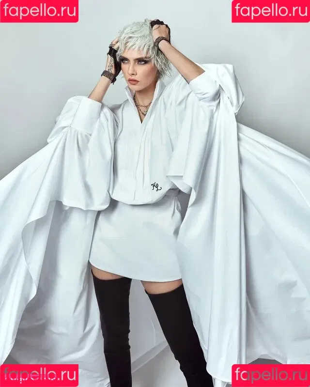 Cara Delevingne / caradelevingne Onlyfans Photo Gallery 