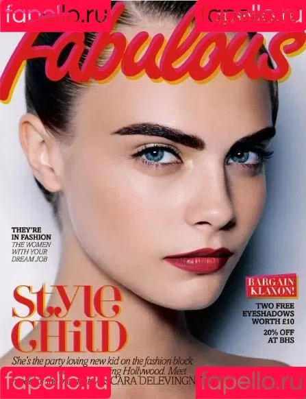 Cara Delevingne / caradelevingne Onlyfans Photo Gallery 