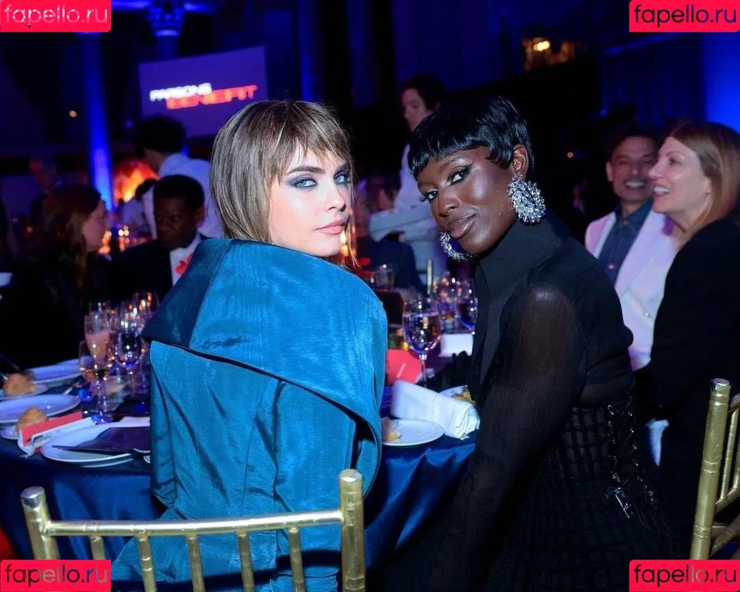 Cara Delevingne / caradelevingne Onlyfans Photo Gallery 