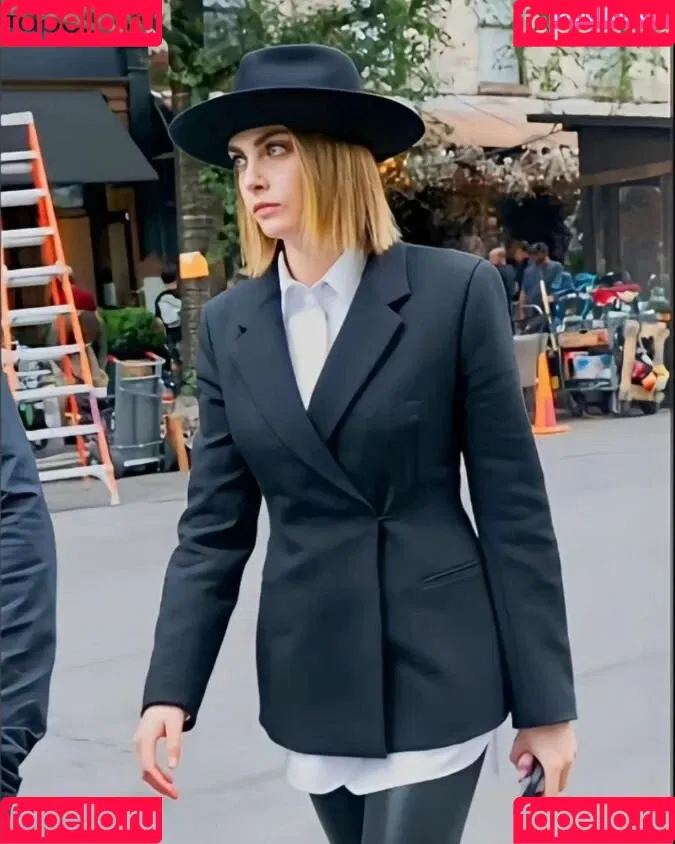 Cara Delevingne / caradelevingne Onlyfans Photo Gallery 