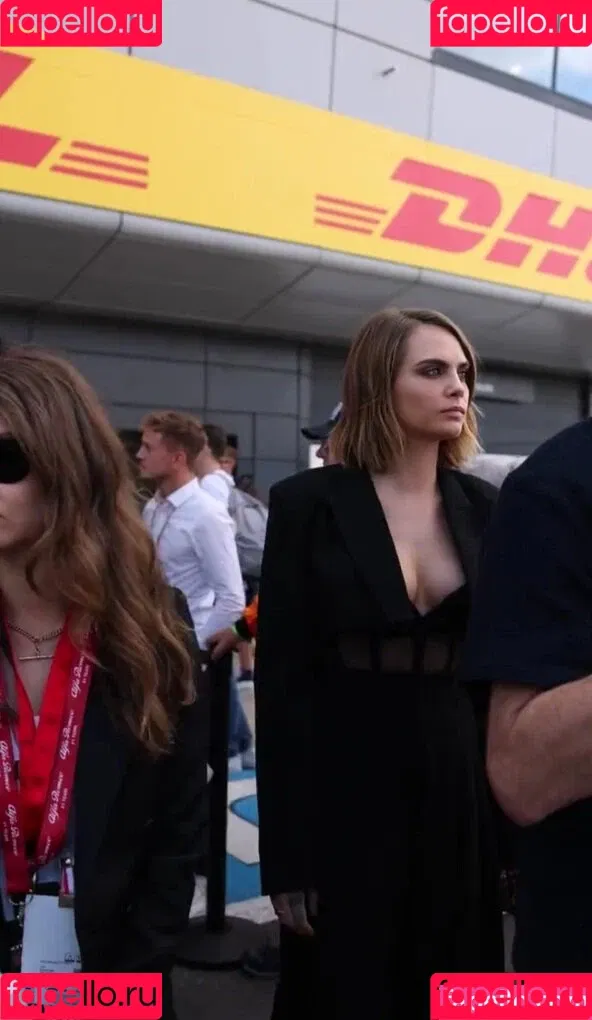 Cara Delevingne / caradelevingne Onlyfans Photo Gallery 