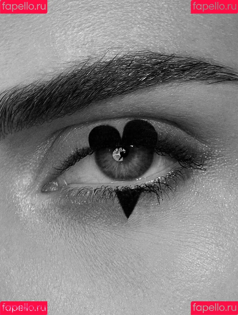 Cara Delevingne / caradelevingne Onlyfans Photo Gallery 