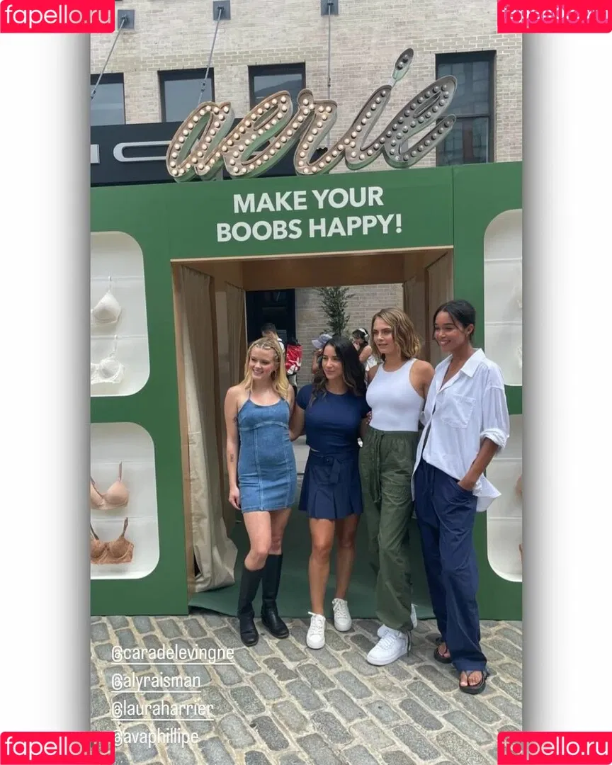 Cara Delevingne / caradelevingne Onlyfans Photo Gallery 