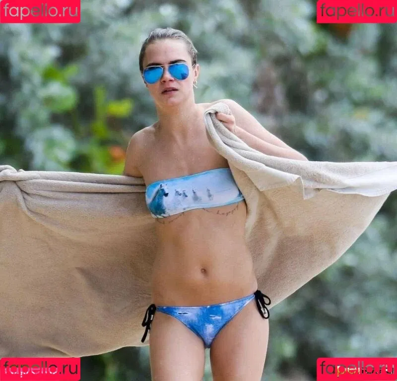 Cara Delevingne / caradelevingne Onlyfans Photo Gallery 