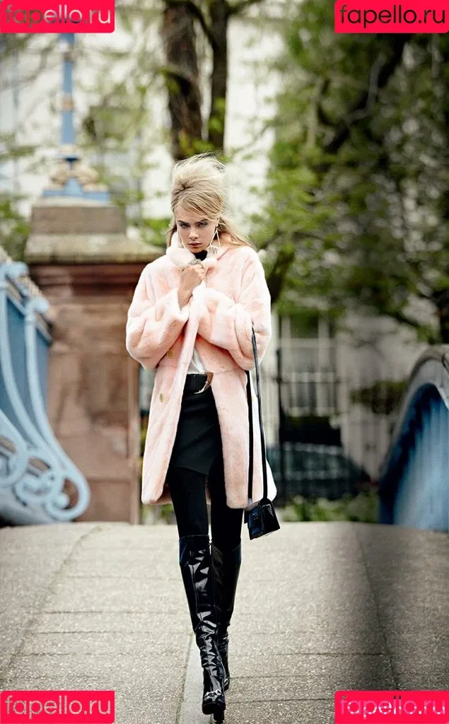 Cara Delevingne / caradelevingne Onlyfans Photo Gallery 