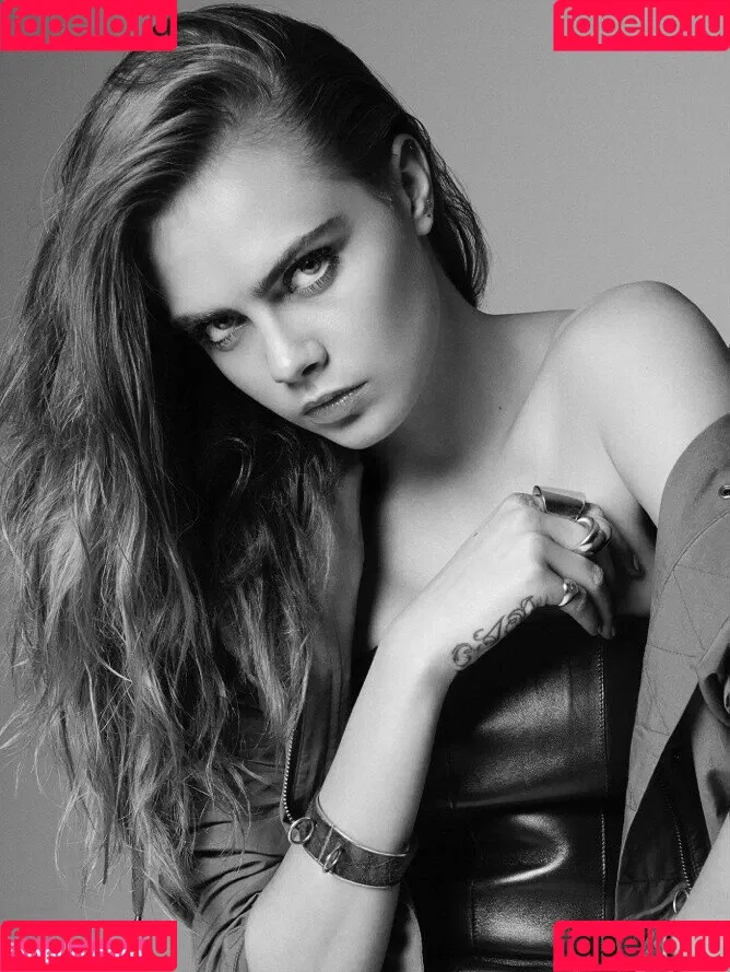 Cara Delevingne / caradelevingne Onlyfans Photo Gallery 
