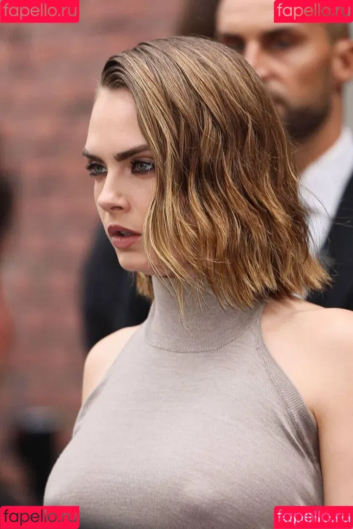 Cara Delevingne / caradelevingne Onlyfans Photo Gallery 