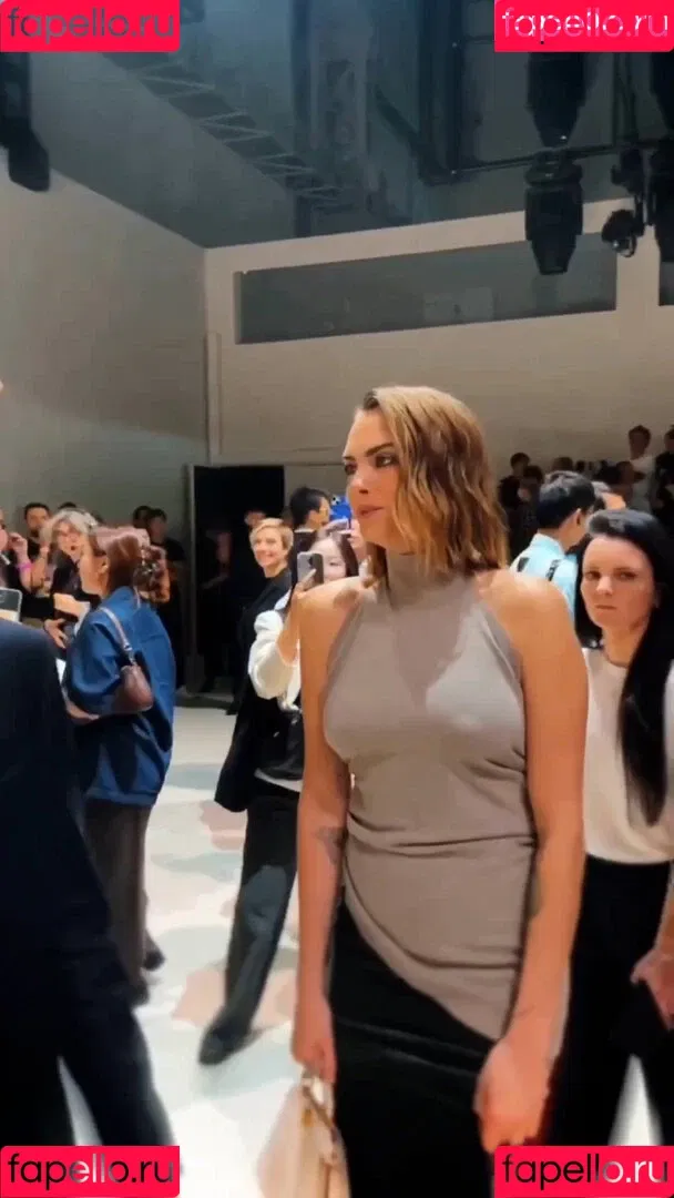 Cara Delevingne / caradelevingne Onlyfans Photo Gallery 