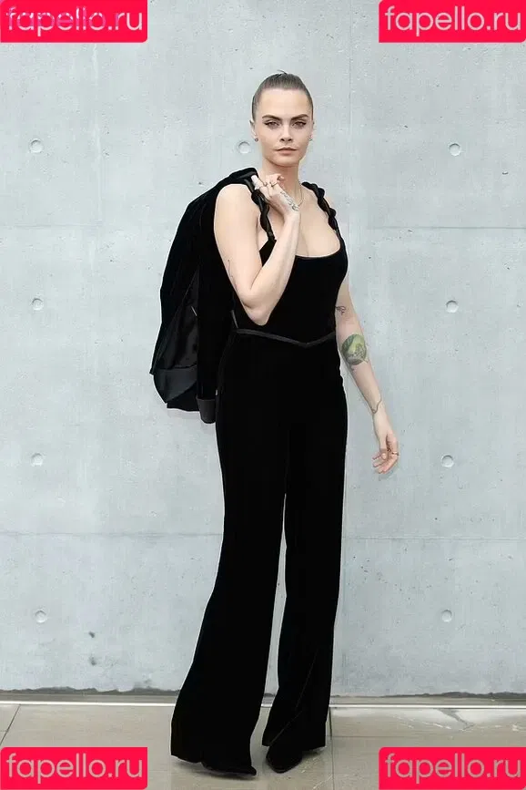 Cara Delevingne / caradelevingne Onlyfans Photo Gallery 