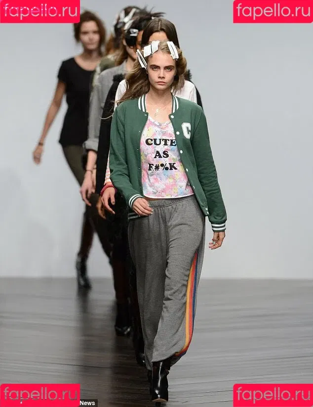 Cara Delevingne / caradelevingne Onlyfans Photo Gallery 