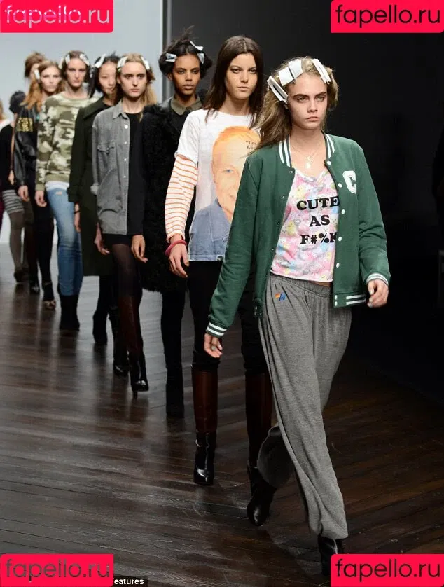 Cara Delevingne / caradelevingne Onlyfans Photo Gallery 