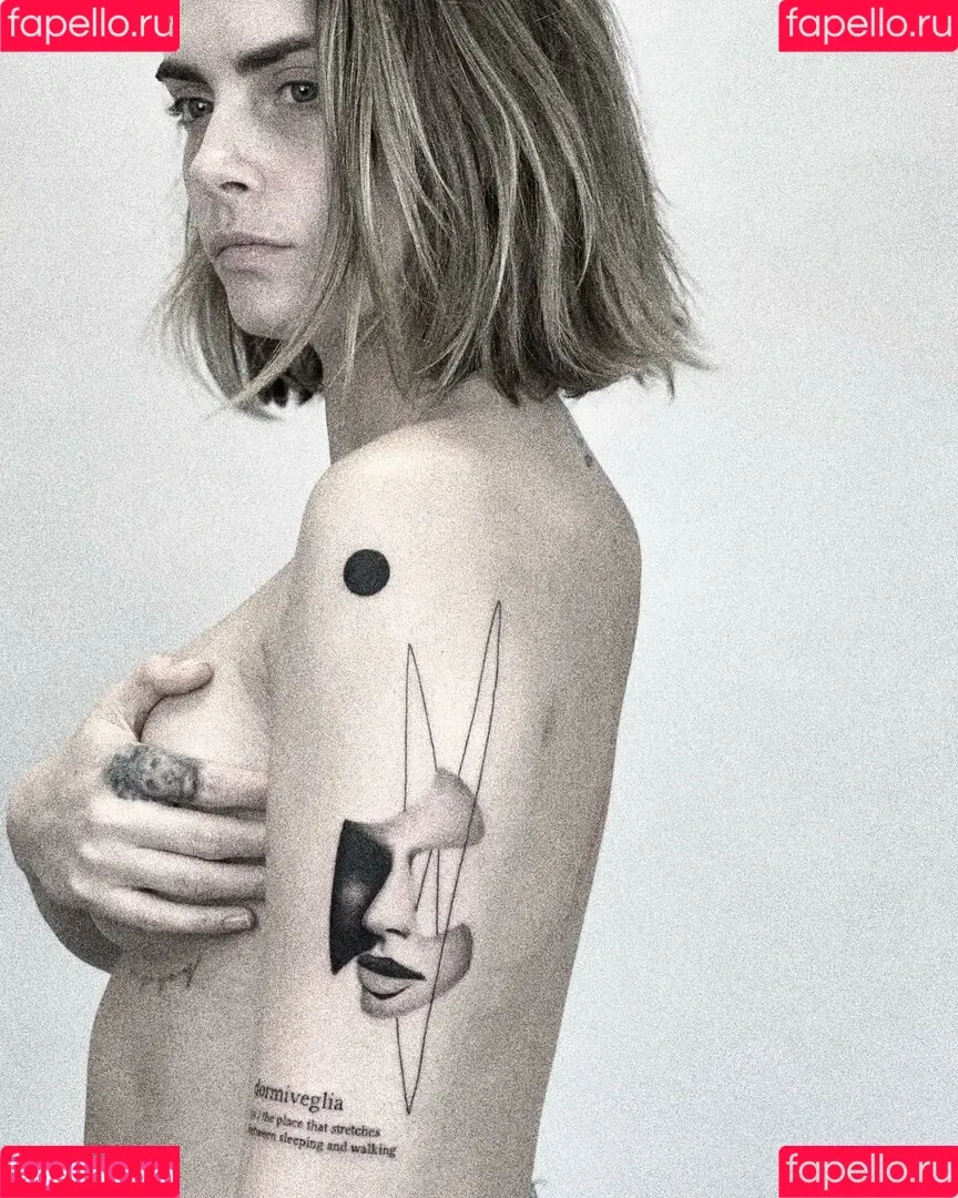 Cara Delevingne / caradelevingne Onlyfans Photo Gallery 