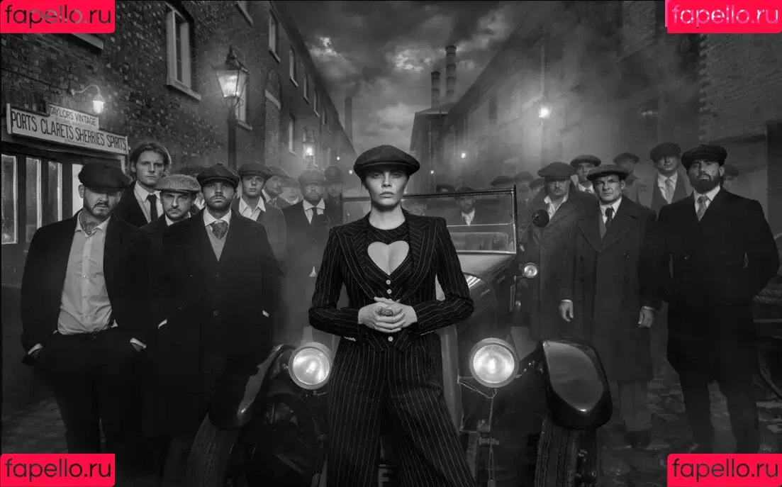 Cara Delevingne / caradelevingne Onlyfans Photo Gallery 