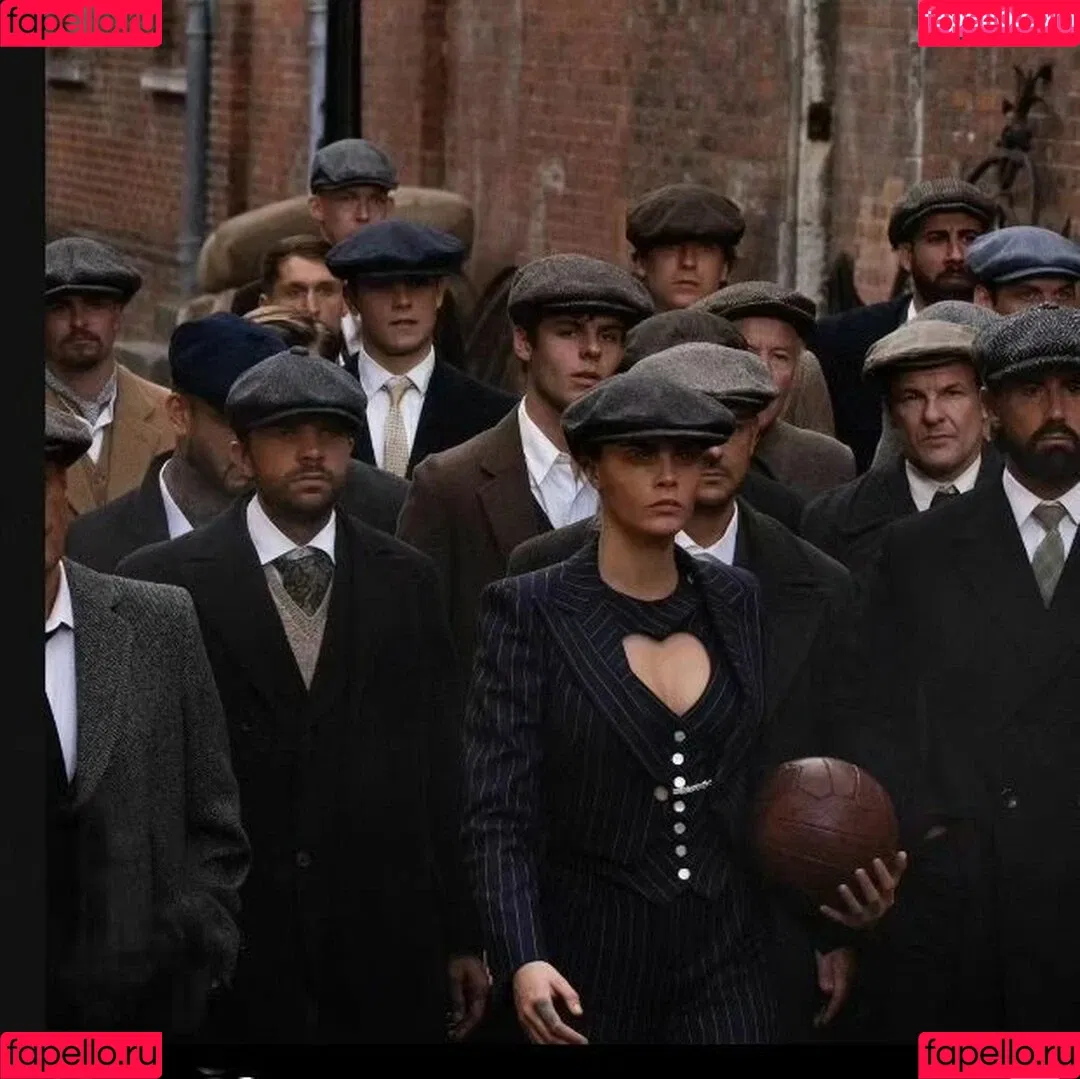 Cara Delevingne / caradelevingne Onlyfans Photo Gallery 