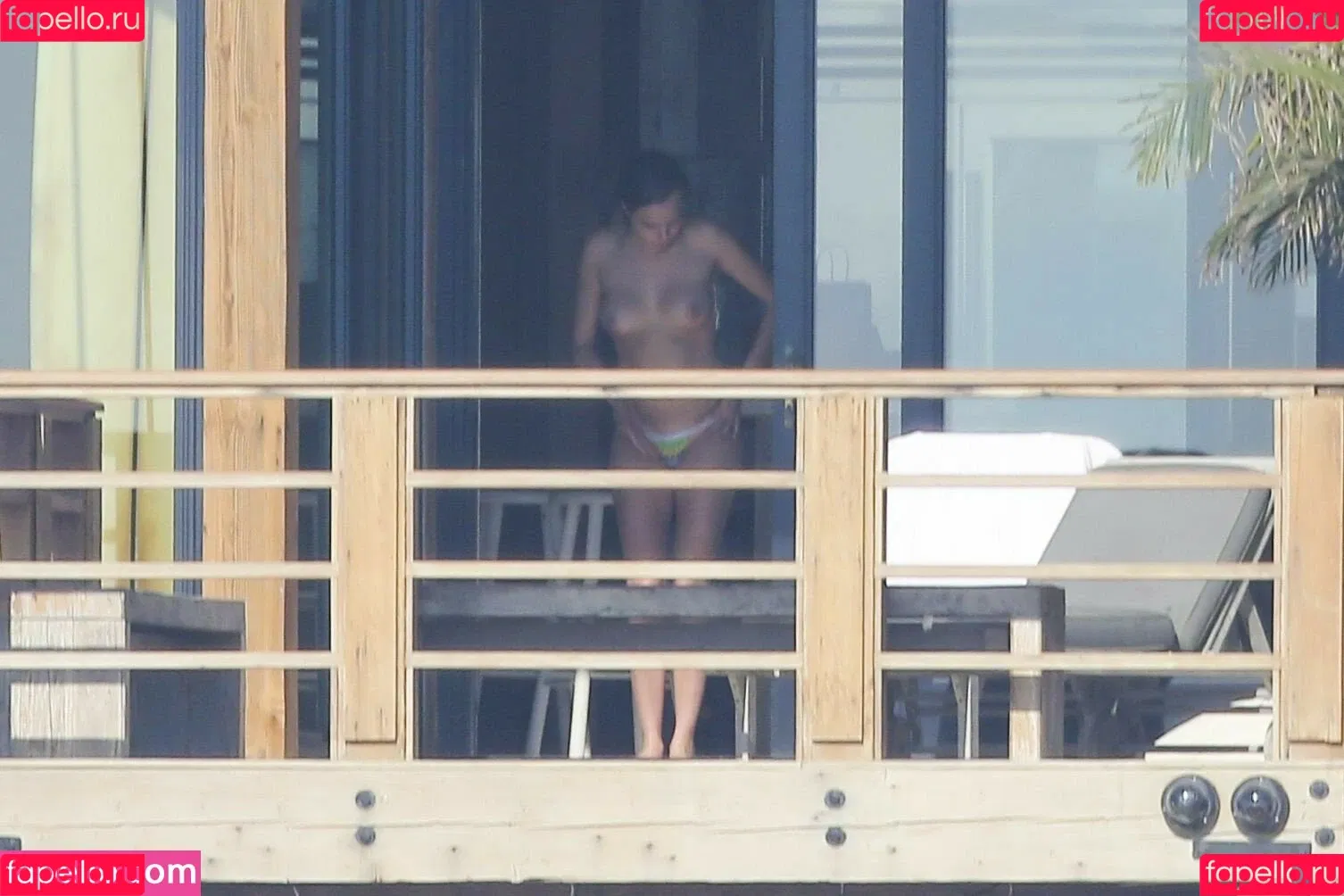 Cara Delevingne / caradelevingne Onlyfans Photo Gallery 