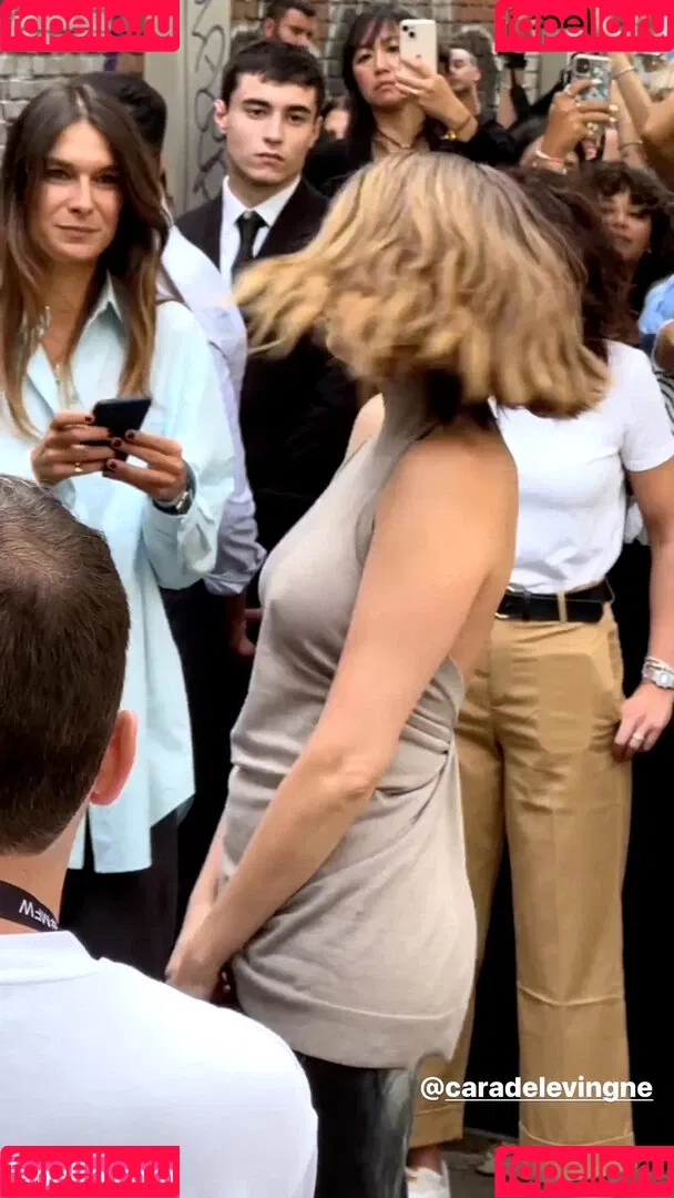 Cara Delevingne / caradelevingne Onlyfans Photo Gallery 