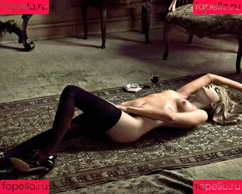 Cara Delevingne / caradelevingne Onlyfans Photo Gallery 