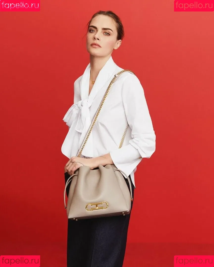 Cara Delevingne / caradelevingne Onlyfans Photo Gallery 