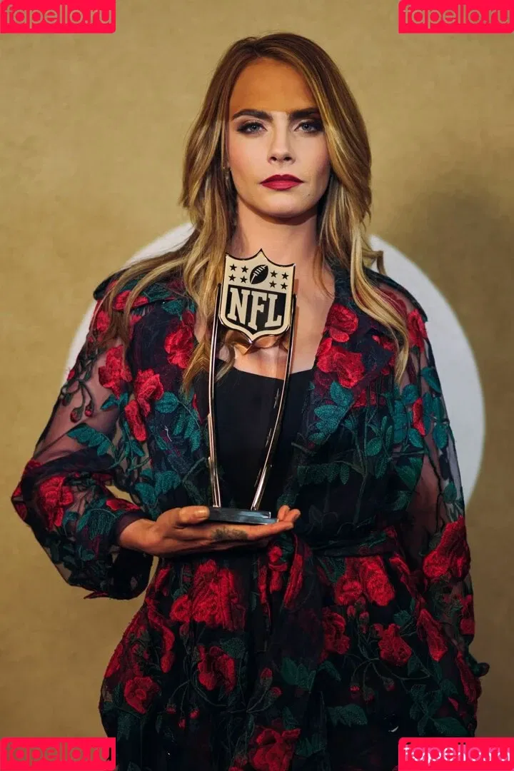 Cara Delevingne / caradelevingne Onlyfans Photo Gallery 