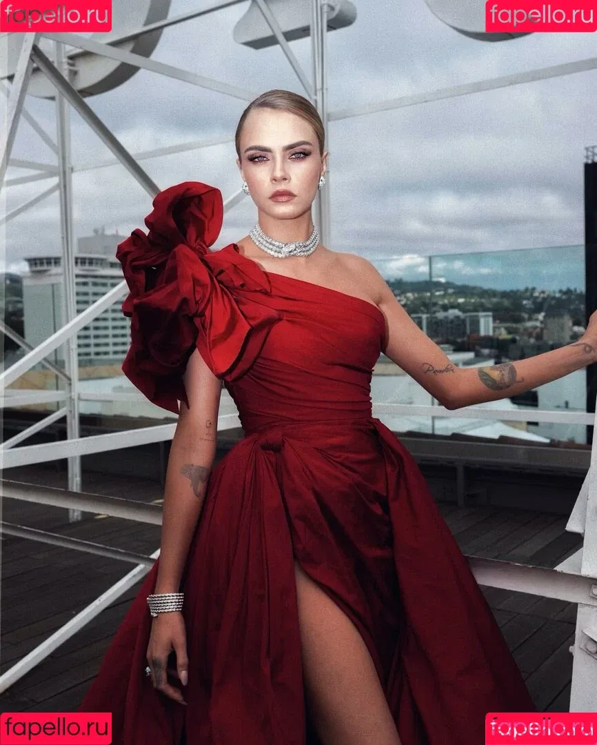 Cara Delevingne / caradelevingne Onlyfans Photo Gallery 