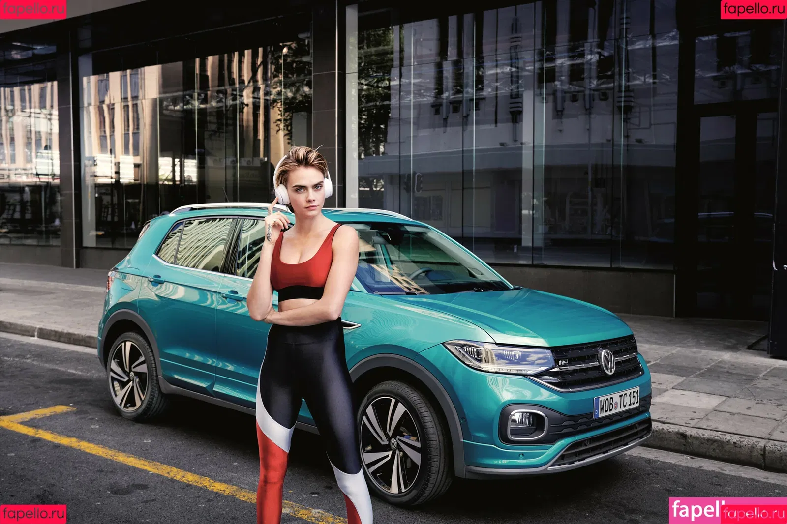 Cara Delevingne / caradelevingne Onlyfans Photo Gallery 