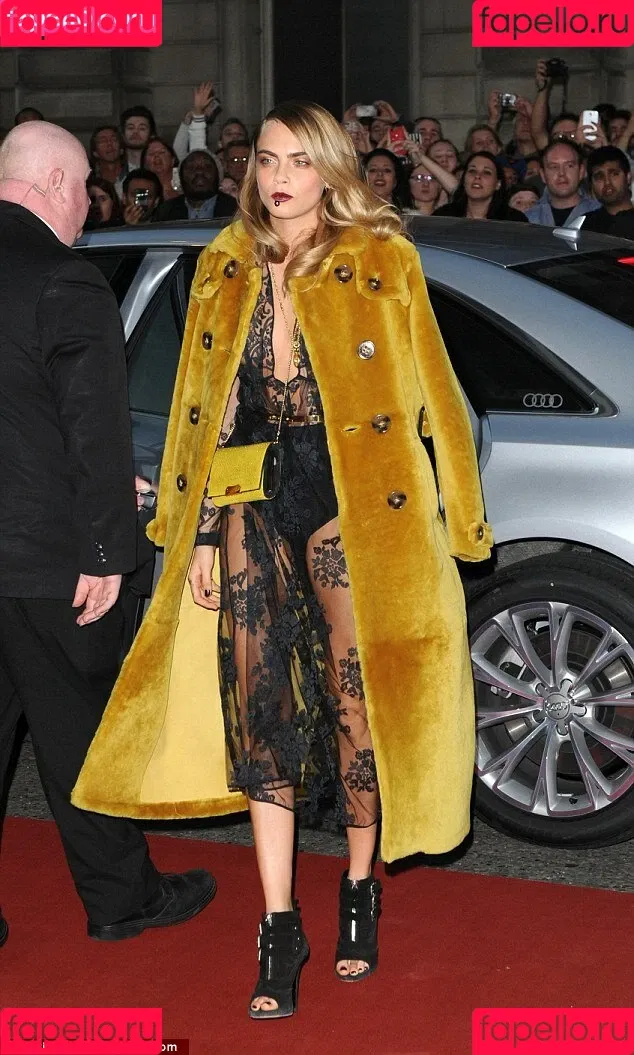 Cara Delevingne / caradelevingne Onlyfans Photo Gallery 