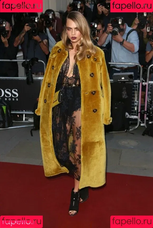 Cara Delevingne / caradelevingne Onlyfans Photo Gallery 